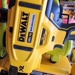 18g Dewalt 18g Stapler New Kit 5.0 Baterie And Charger  $290