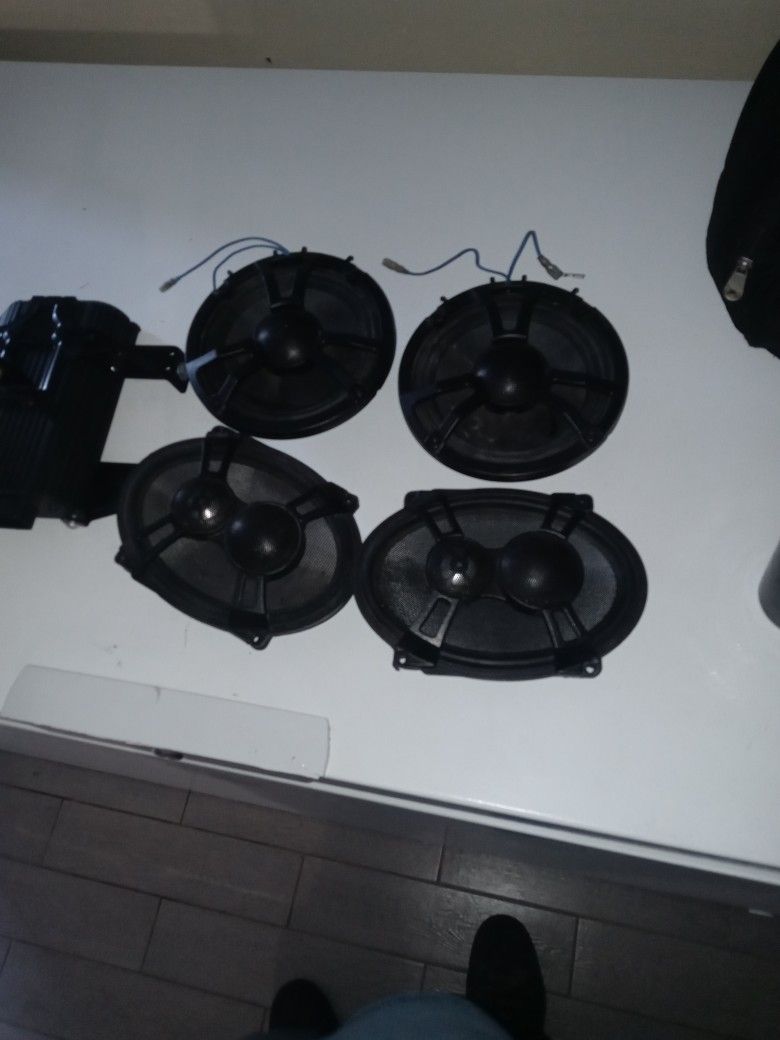 Harley Davidson Motorcycle Amp and Speakers Boom Audio Stage 1 And 2