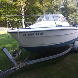 1996 Bayliner Trophy 18' Excellent Fishing Boat Full Walk Around - $4500 

Trade Trades