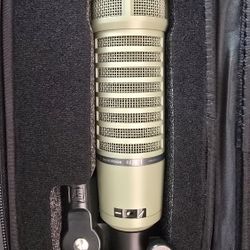 Electro Voice RE20 Dynamic Microphone 