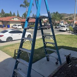 🔥 6FT WERNER FIBERGLASS LADDER – HEAVY DUTY 🔥