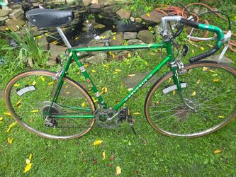 Peugeout road bike vintage