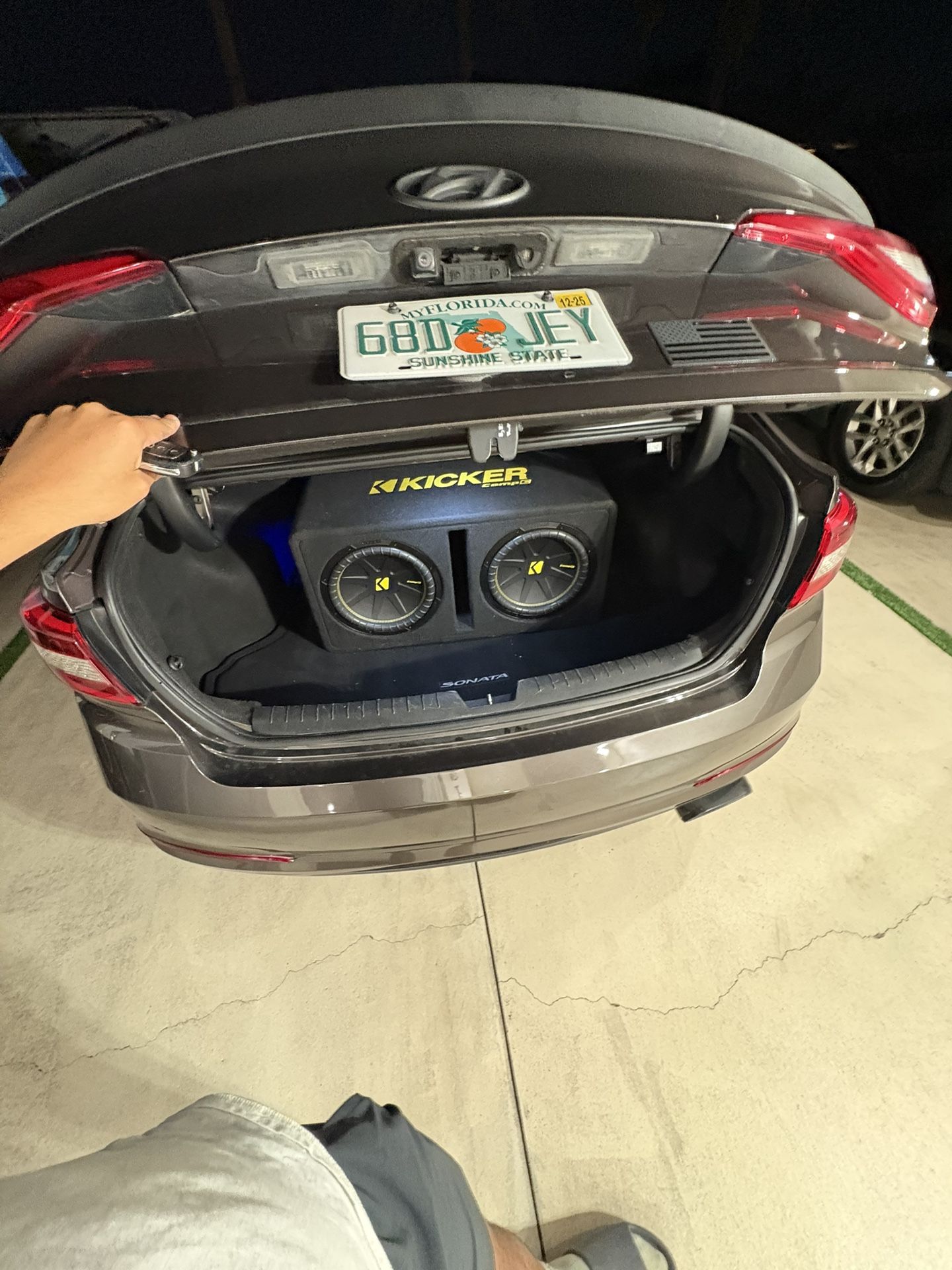 Kicker Audio 12’’ subwoofers