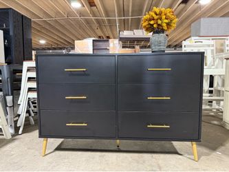 Brand new Black Dresser for Bedroom, 6 Drawer Dresser with Wide Drawers and Gold Metal Handles, Wood Dressers & Chest of Hallway, Entryway.  $109  Pic