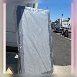 Twin size box spring