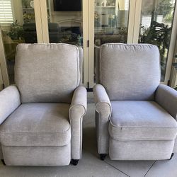 Recliner Set