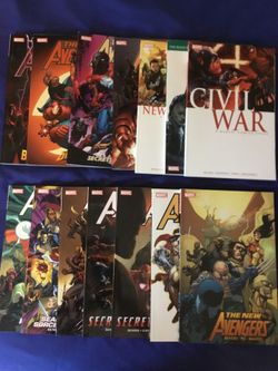Marvel Comics: The New Avengers by Brian Michael Bendis BUNDLE