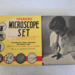 Gilbert microscope set.
