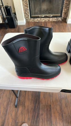 Mudd Rain/ Boots