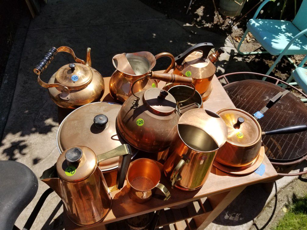 Lots of vintage Copper kitchen items $20 ea Tea pot Cup Plate Water pitcher Pans Lids Vase