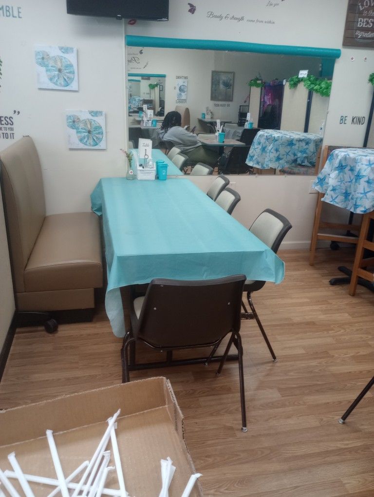Restaurant Tables, Booths, & Chairs