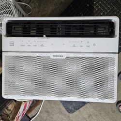 Toshiba Window AC, 10000btu, Wi-Fi, Remote, Works Perfectly