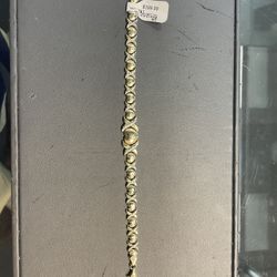 10 Karat Gold Bracelet 7.5”