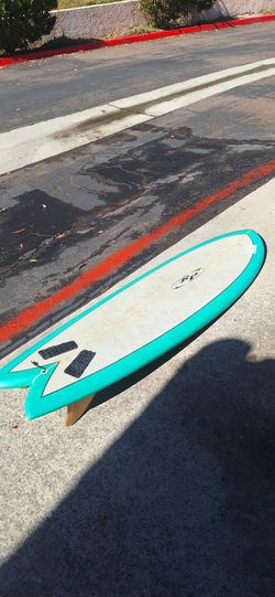 Surfboard,  FISH twin fin, 5'10"