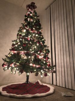 Pre-Lit Christmas Tree 6.5 Ft