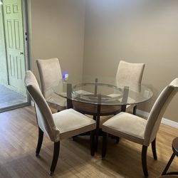 Glass dinning Room Table And Chairs 