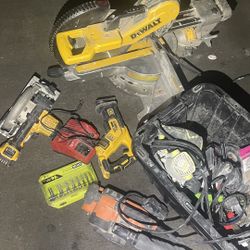 sierra deawlt grande u sierra de mano dewalt y soso y taladro y láser 