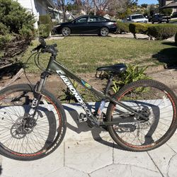 Diamondback Mountain Bike 