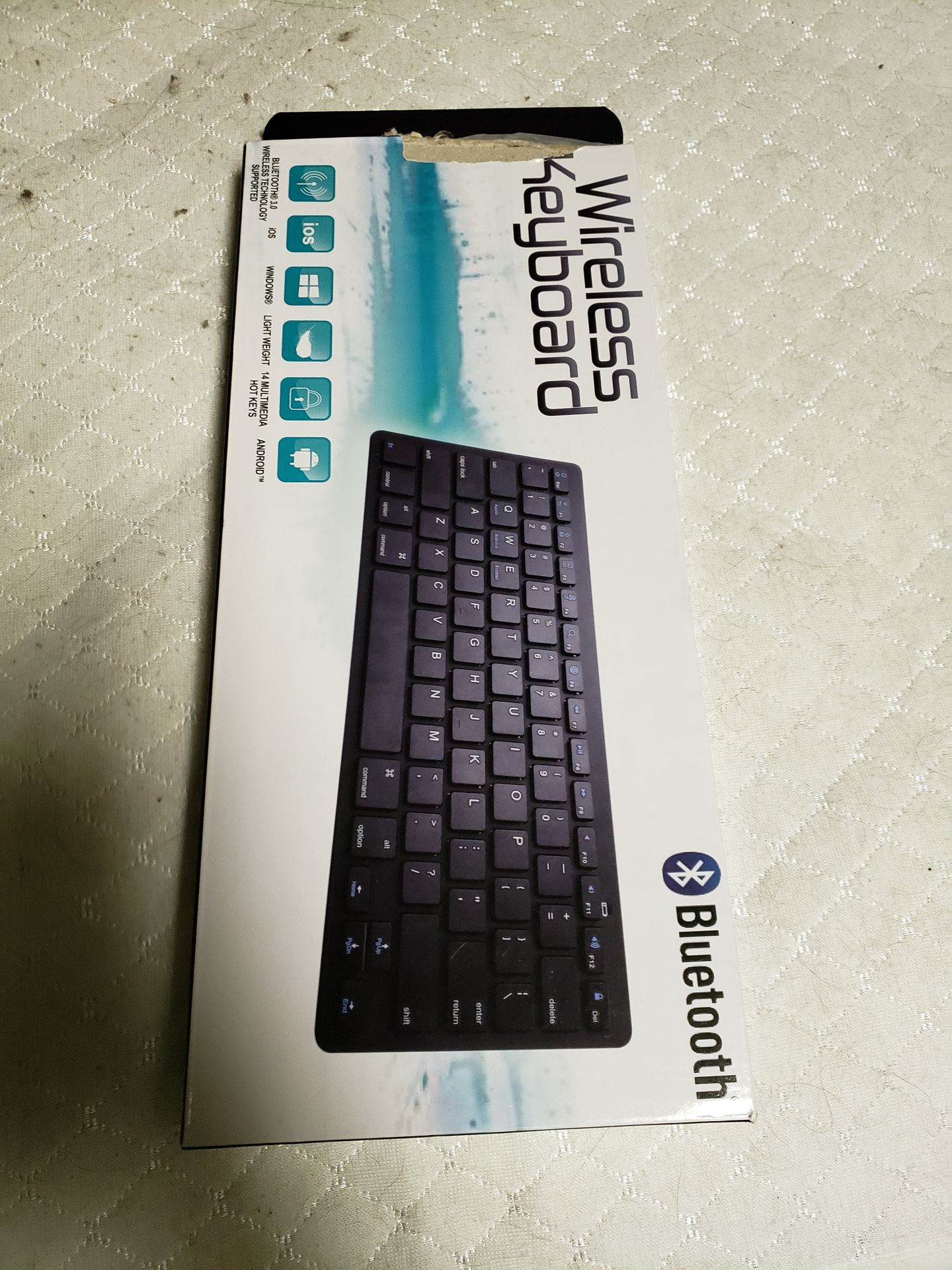 WIRELESS KEYBOARD