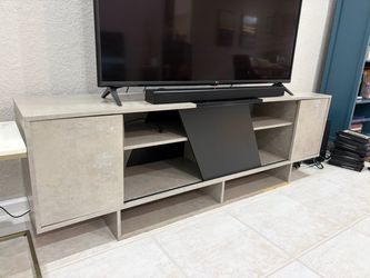 Tv stand