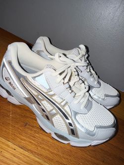 ASICS Gel NYC Sz4.5