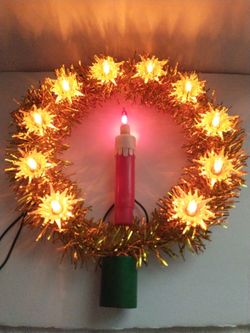 Vintage Lighted Wreath Tree Topper