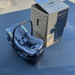 Nuna Pipa Lite Rx Infant Car Seat & Base
