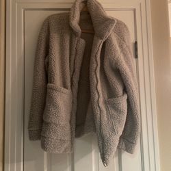 Women M Fuzzy Jacket 