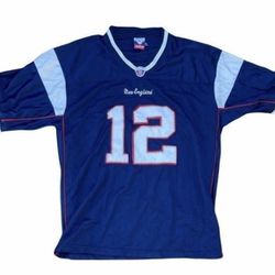 Tom Brady New England Patriots Adult Medium NFL Jersey Fast Shipping Great Condition Legend 