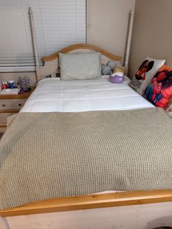 Girls Full size bedroom set
