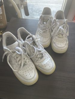 2 Pairs Size 7.5 Women’s Af1