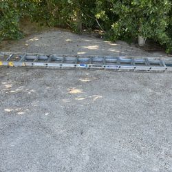 Werner 28Ft aluminum Ladder