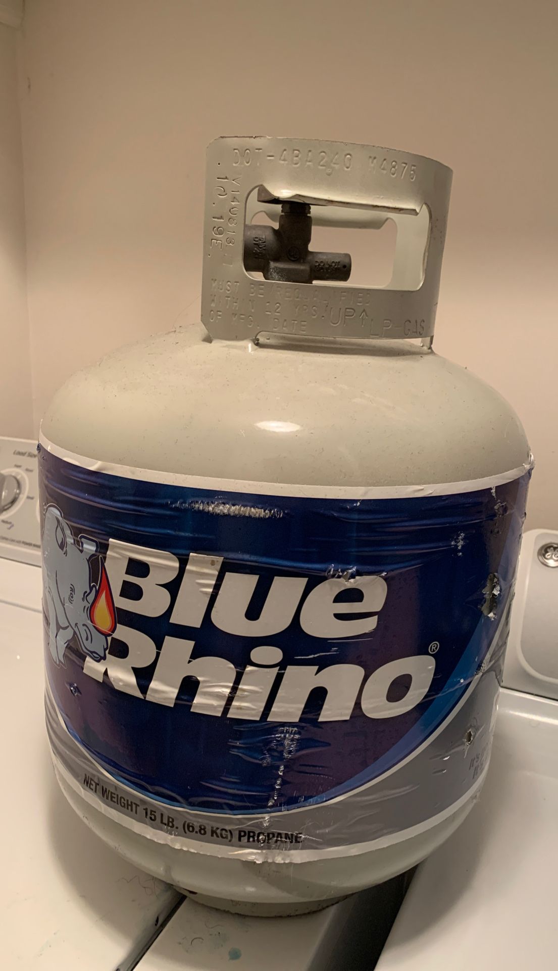 Blue Rhino propane tank