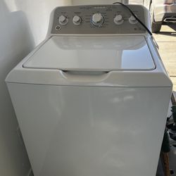 NEW GE Washer & Dryer Set