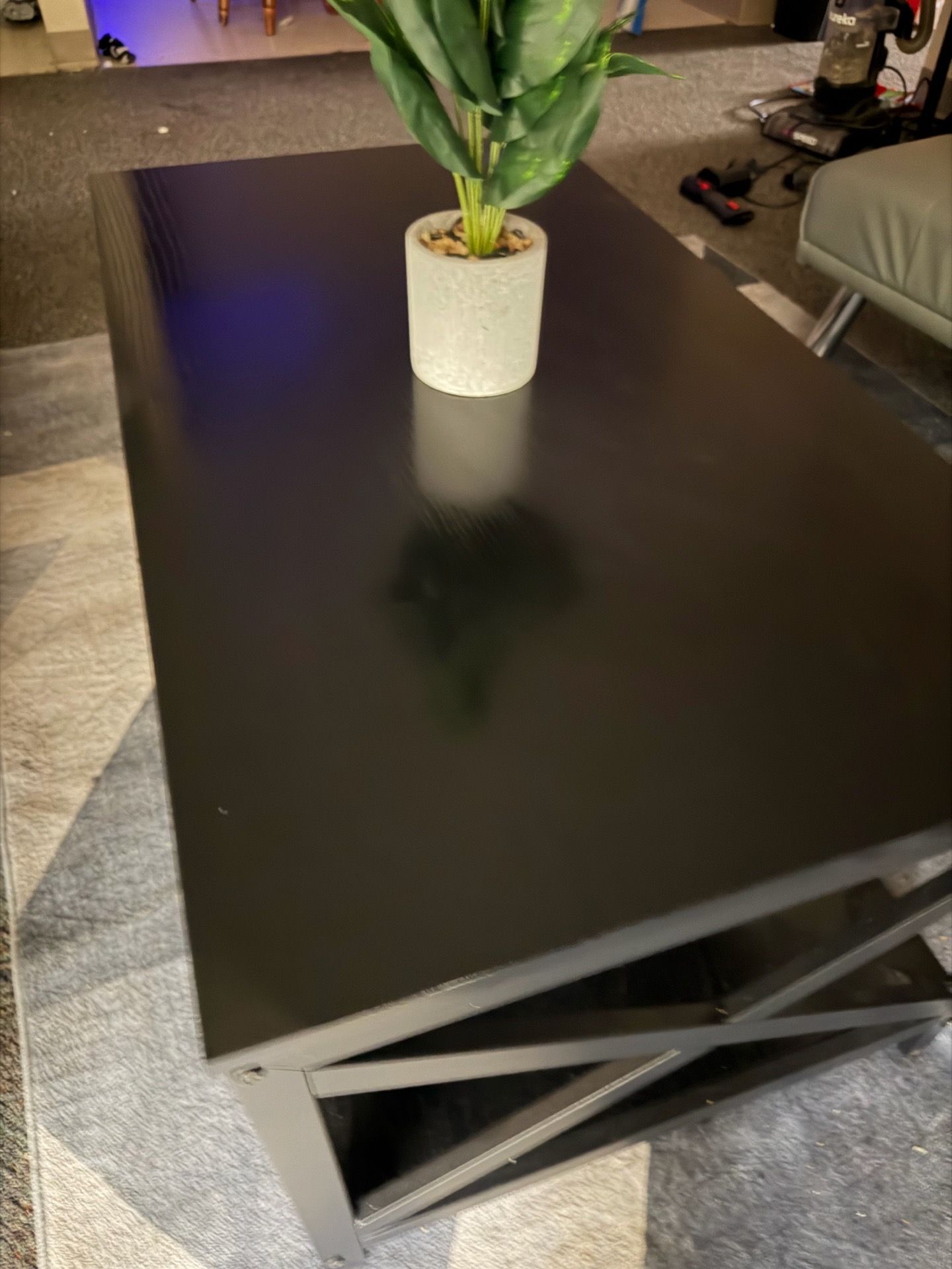 Furniture Couch/Tables