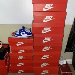 Shoes In All Sizes Male/female Shoes 👟 Uses / New