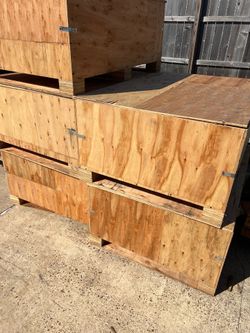 🔥FREE CRATES🔥 IN GREAT CONDITION