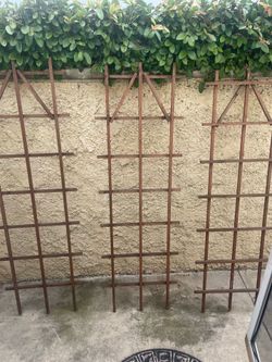 Trellis three each all 3 for $15