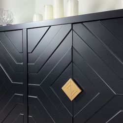 Credenza / Sideboard / Buffet / Storage Cabinet