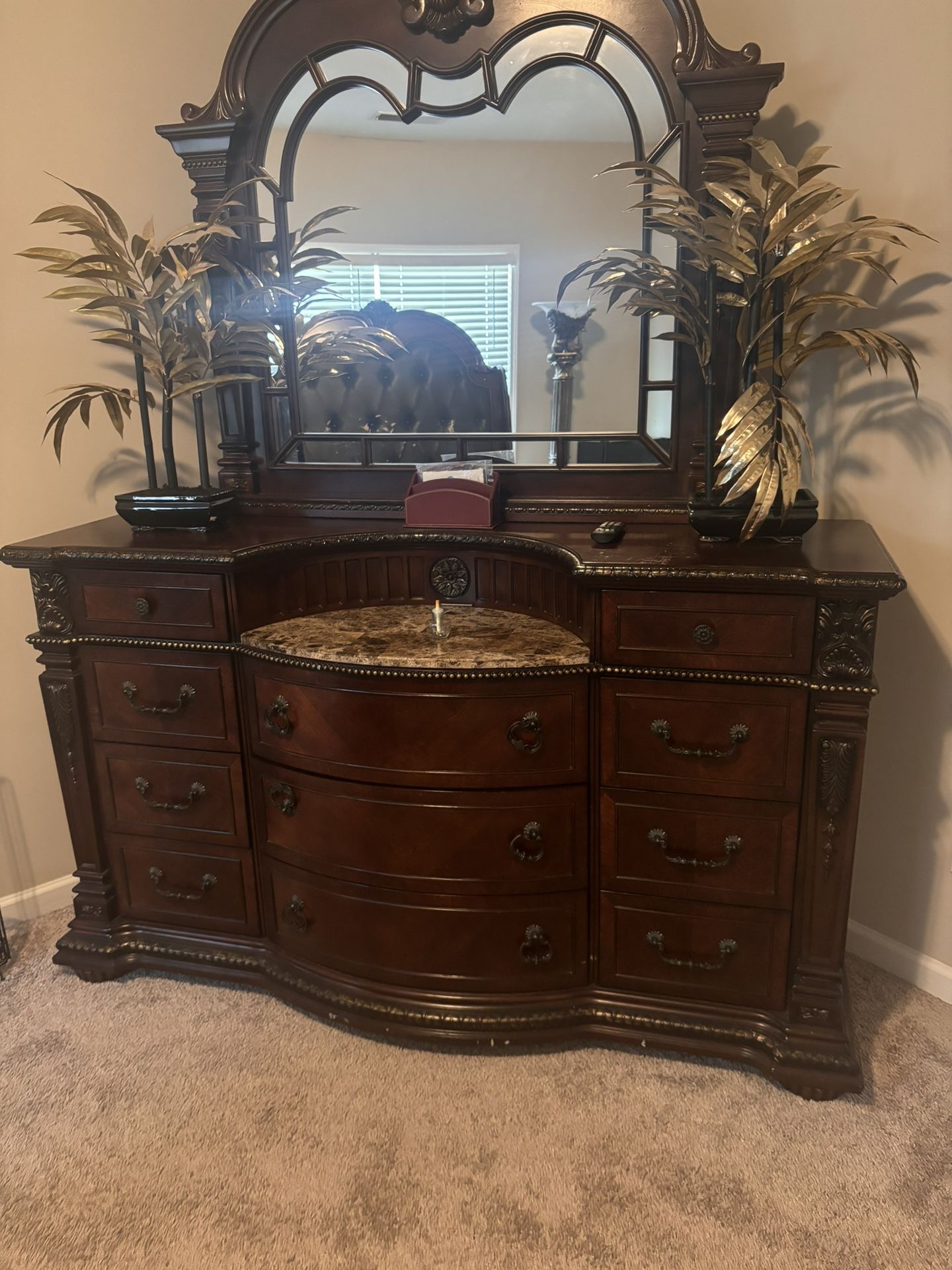 Queen Bedroom Set W/ Mattress $1500 Pick It Up Today