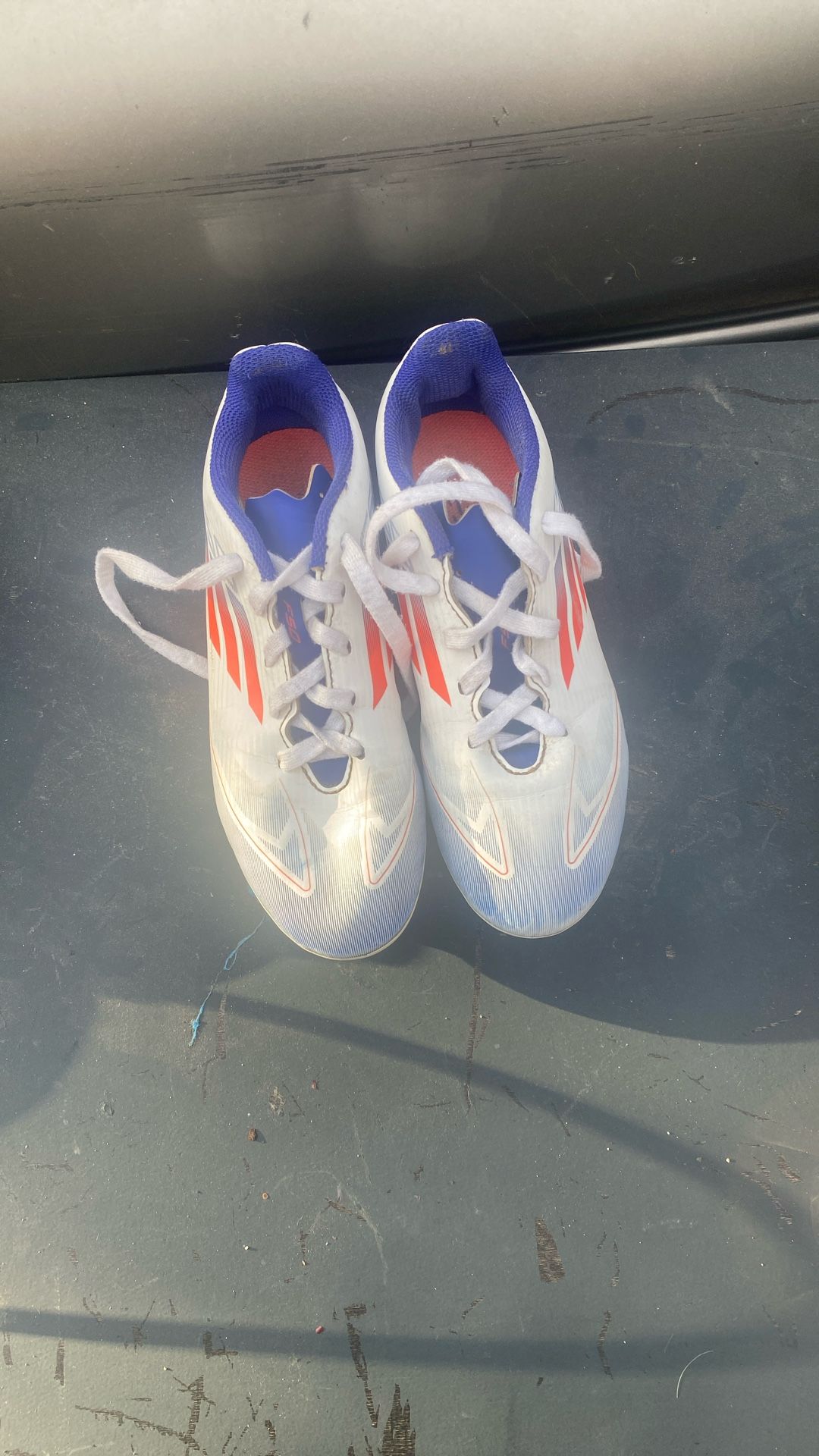 Adidas 450 Size Three