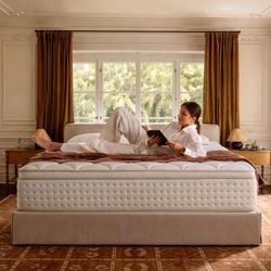 King 12” Hybrid Mattress-Memory Fosm + Individual Pocket Coil-Medium Firm Feel-$220 Firm