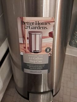 Trash can