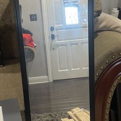 2 Black Mirrors