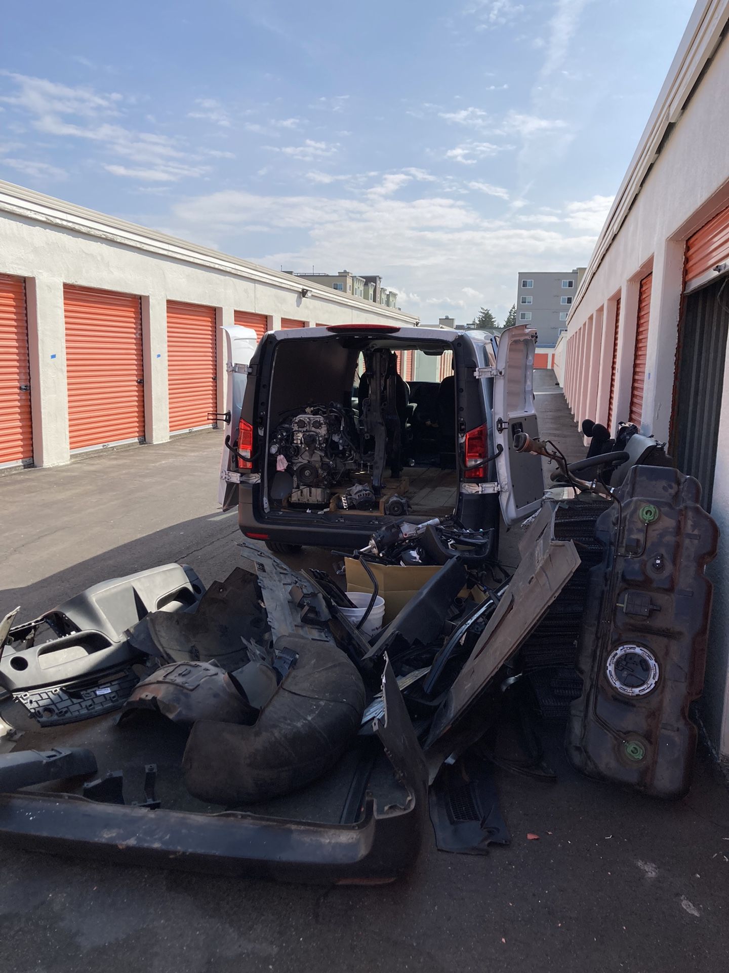 Mercedes Metris 2019 Parts
