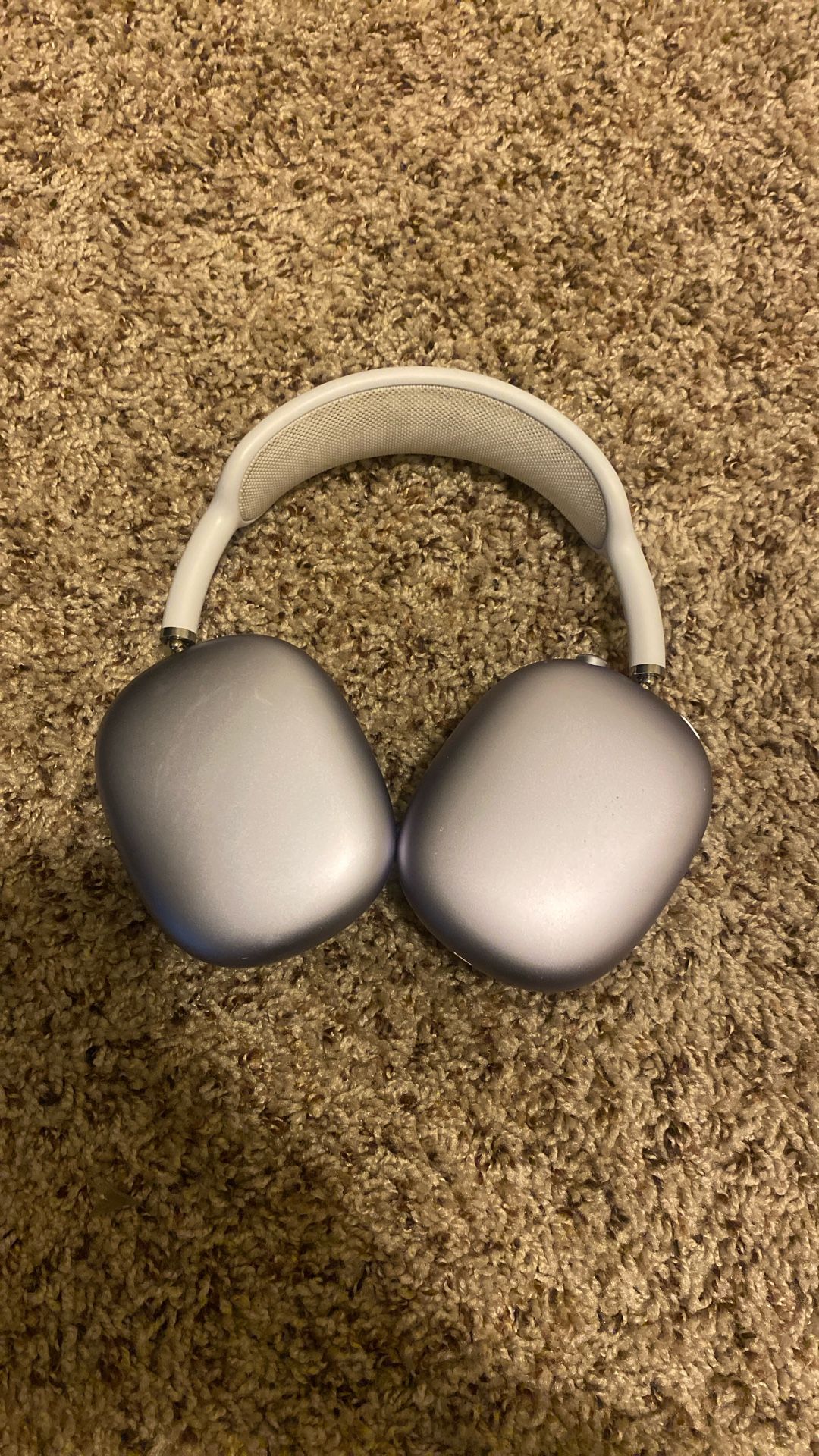 AirPod Maxes