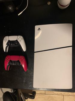 Ps5 + 2 Controllers