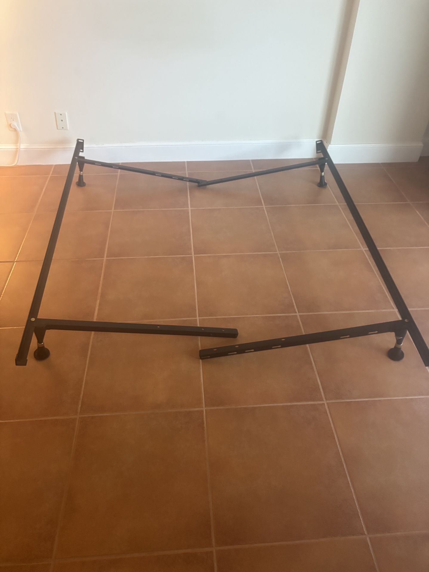 Queen Size Bed Frame Metal