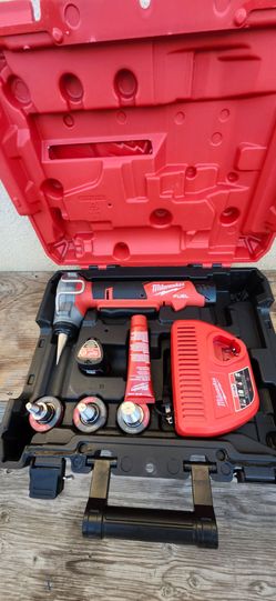 Milwaukee pex expander m12 fuel tool and two battery charger