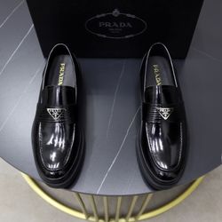 Prada Men’s Leather Shoes With Box 2026 New 